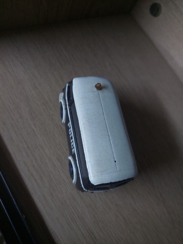 Furgón policía Corgi vintage