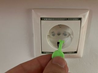 Kit seguridad esquinas enchufes puertas infantil