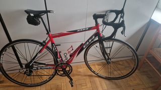 Bicicleta de carretera BH 