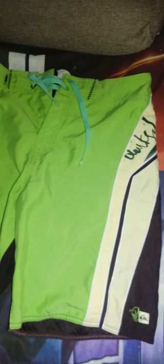 2 Bermudas Billabong quicksilver