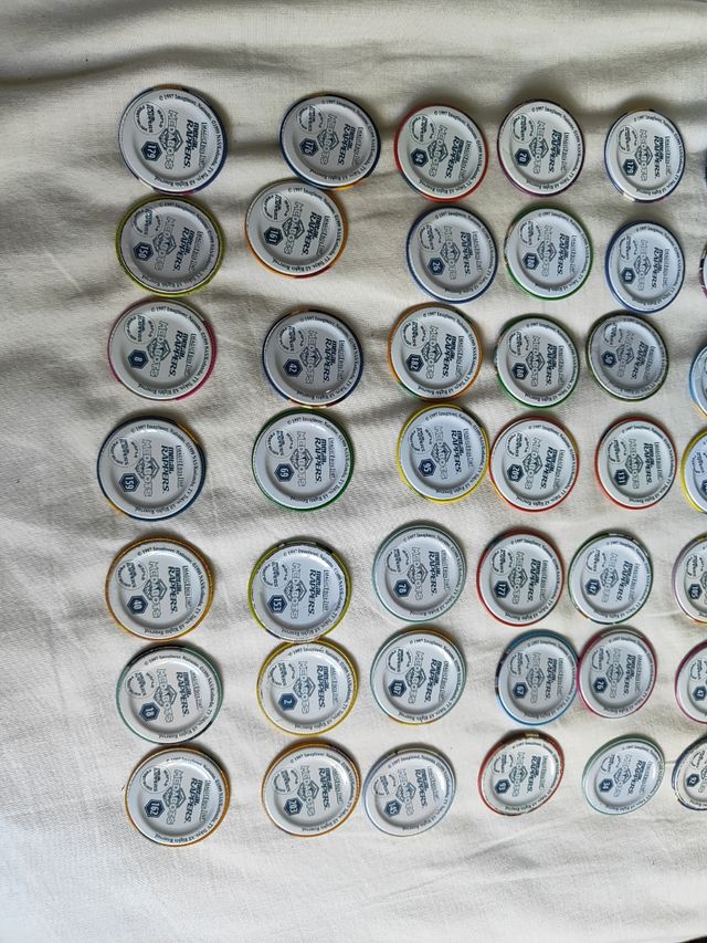 63 Tazos Medabots de metal de 1999