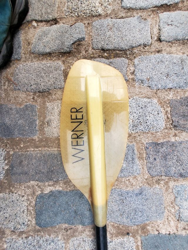 Kayak ZELEZNY aguas bravas rodeo y pala WERNER