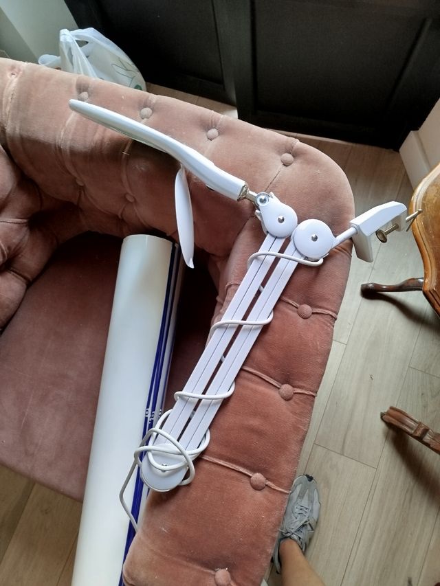 Lampara lupa articulada blanca