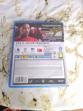 FIFA 17 - PS4 (PlayStation 4)