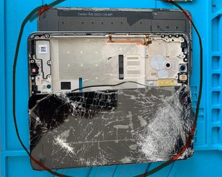 Honor X8a rotto x ricambi