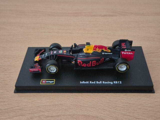 Red Bull RB12 F1 daniel Ricciardo