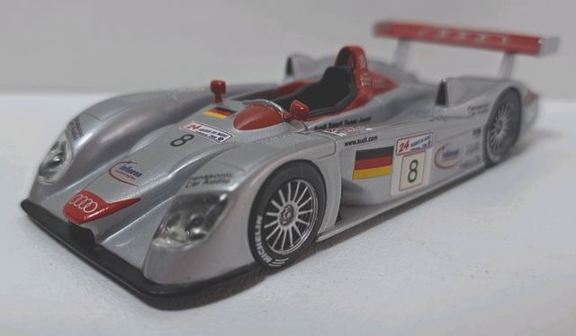Audi R8 Le Mans 1/43