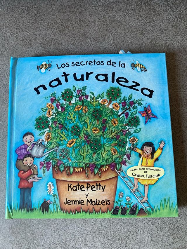 Los secretos de la naturaleza . libro con solapas