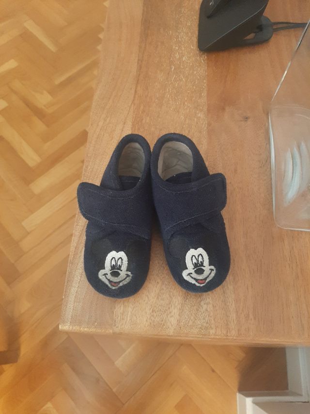 Zapatillas Mickey Mouse bebe -talla 23
