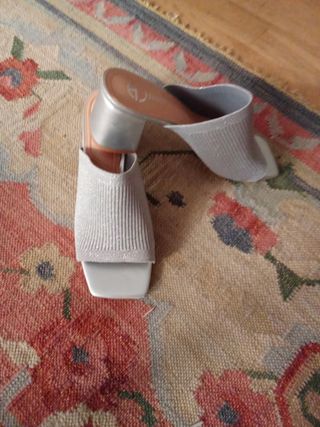 SANDALIAS PLATA