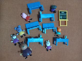 Colegio Pepa Pig - Figuras y pupitres
