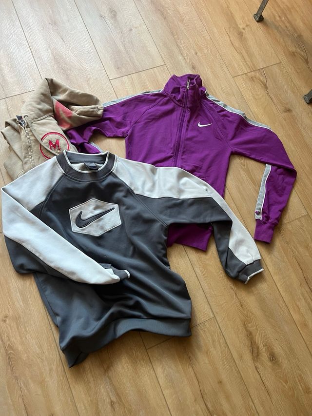 Sudaderas Nike M (38-10) - Gris y Morada