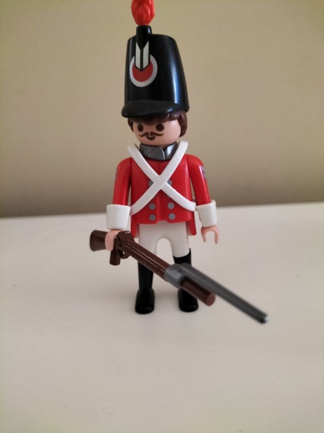 Playmobil 7675: Soldado Casaca Roja