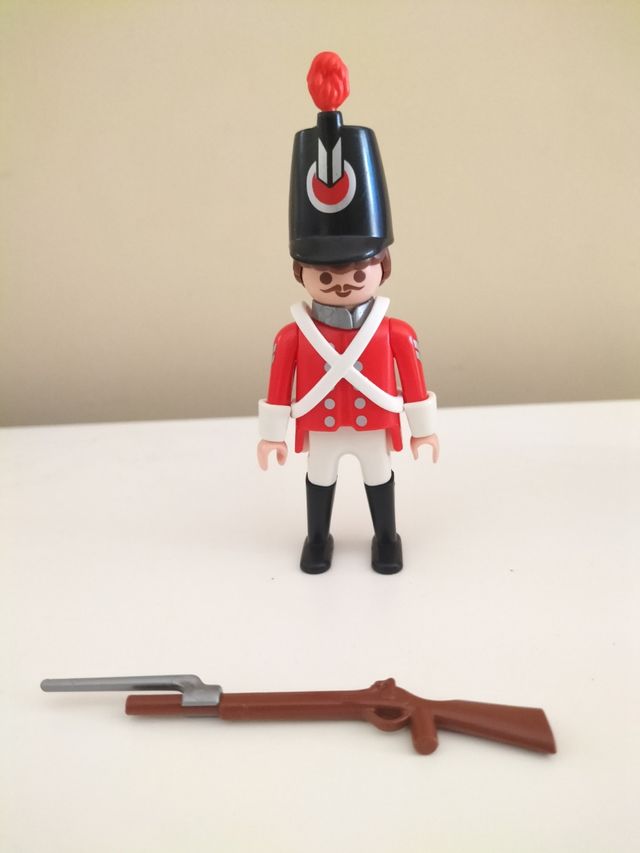 Playmobil 7675: Soldado Casaca Roja