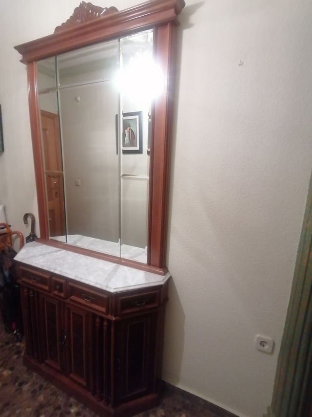 Mueble recibidor madera mármol