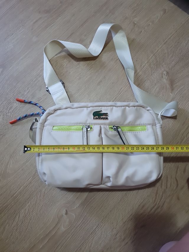 Bolso bandolera Lacoste beige