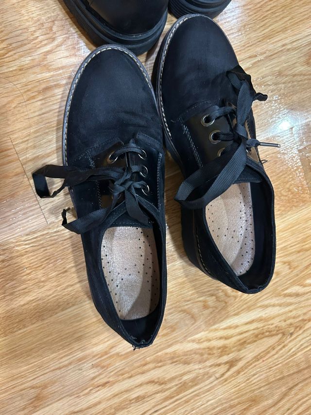 2 pares de Mocasines