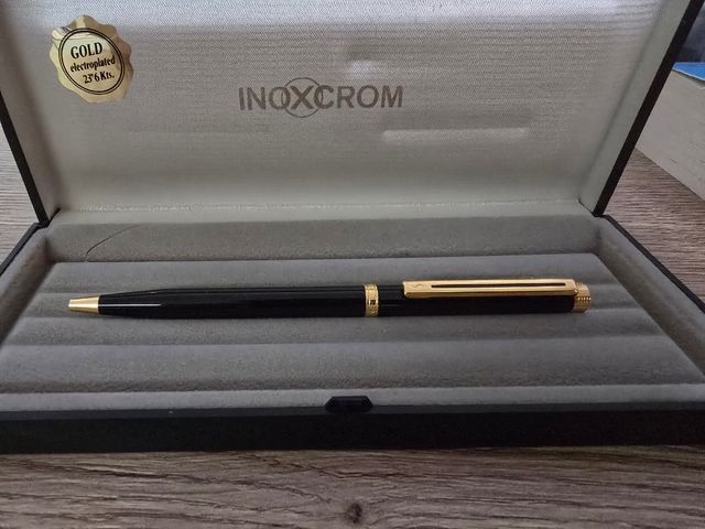 Bolígrafo Inoxcrom negro- dorado, baño oro