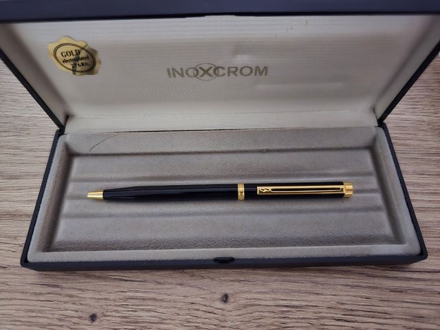Bolígrafo Inoxcrom negro- dorado, baño oro