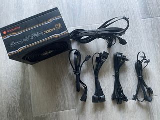 Fuente de alimentación PC 700W