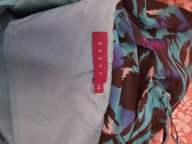 Vestido curto turquesa estampado