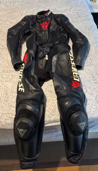 Mono piel Dainese talla 40