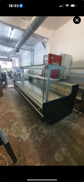 Vitrina refrigerada de 250 cm.