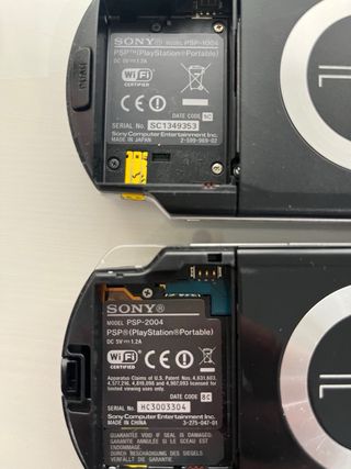 2x PSP 1000 (PlayStation Portable) - Negras