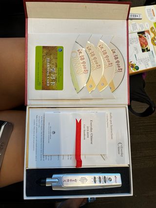 Everyday Chinese (English Edition)(with Audio P...