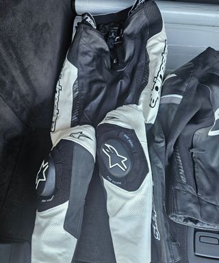MONO Alpinestars GP-Force M de dos piezas