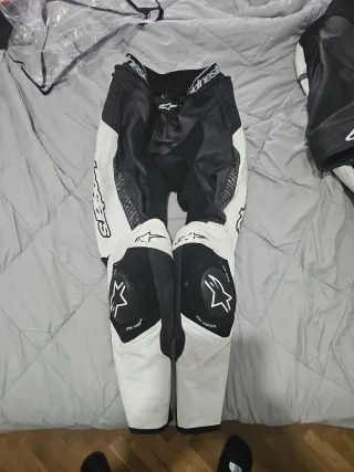 MONO Alpinestars GP-Force talla 48 de dos piezas
