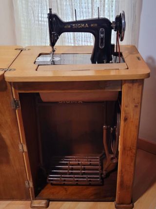 Máquina coser SIGMA antigua