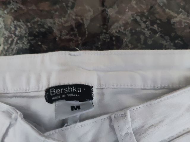 Vaqueros rotos blancos mujer