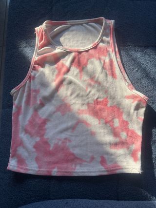 Top Shein tie-dye rosa-blanco