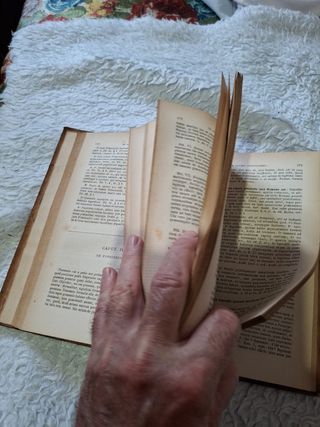 Libro antiguo. Teología dogmática.  Latín. 1880