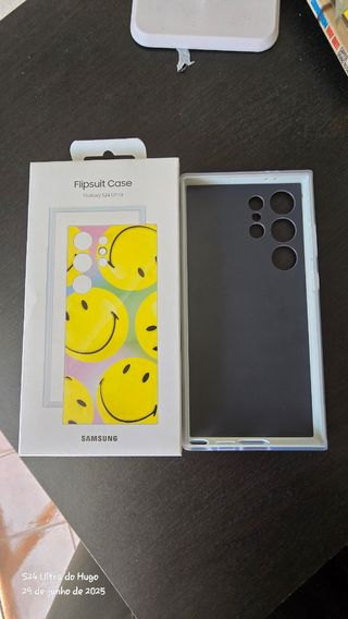 Capa FlipSuit Samsung S24 Ultra