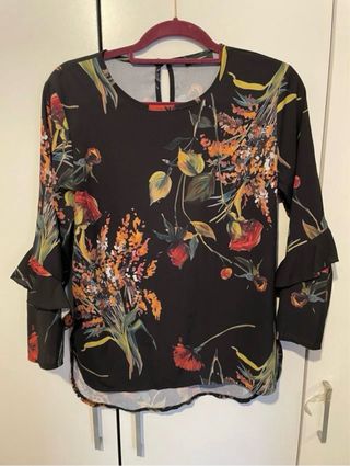 Blusa floral negra - Talla M