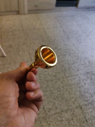 Boquilla trombón/fliscorno bajo Denis Wick 4880 9B