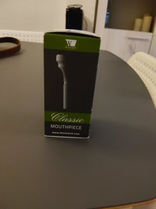 Boquilla trombón/fliscorno bajo Denis Wick 4880 9B