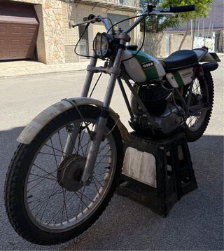 OSSA MICK ANDREWS REPLICA 250CC