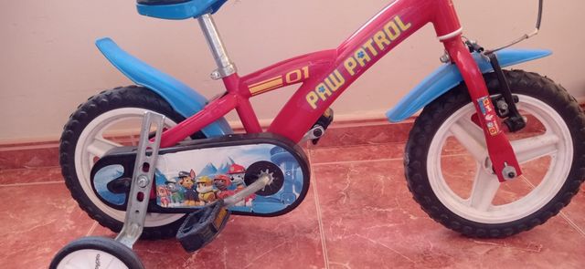 Bicicleta Paw Patrol 12" roja