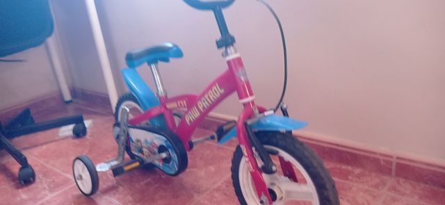 Bicicleta Paw Patrol 12" roja