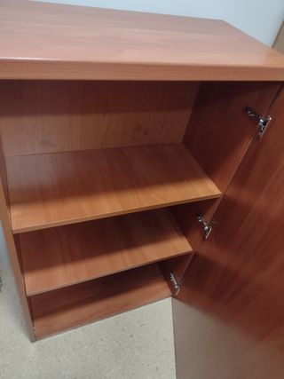 Scaffale. Scarpiera Elche. Uffici