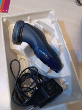 Afeitadora Philips PT715 PowerTouch