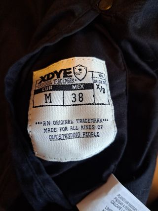 Cazadora XDYE negra talla M