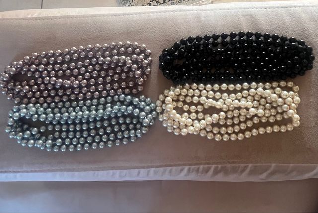 4 Collane Perle - Beige, Nero, Grigio, Rosa