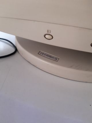 Monitor CRT Compaq V900 de 19 pulgadas