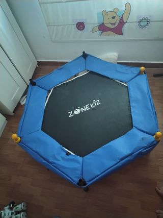 Cama elástica infantil hexagonal