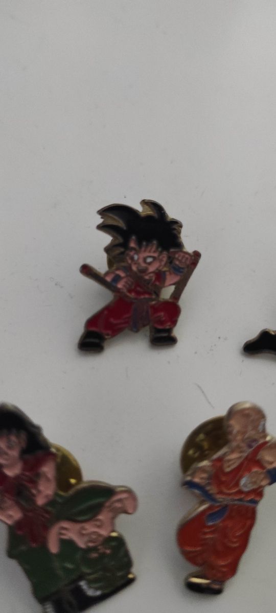 Lote 7 Pins Dragon Ball
