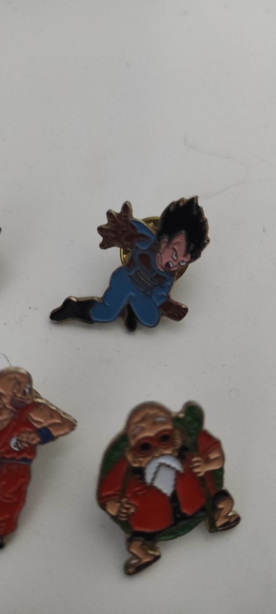 Lote 7 Pins Dragon Ball
